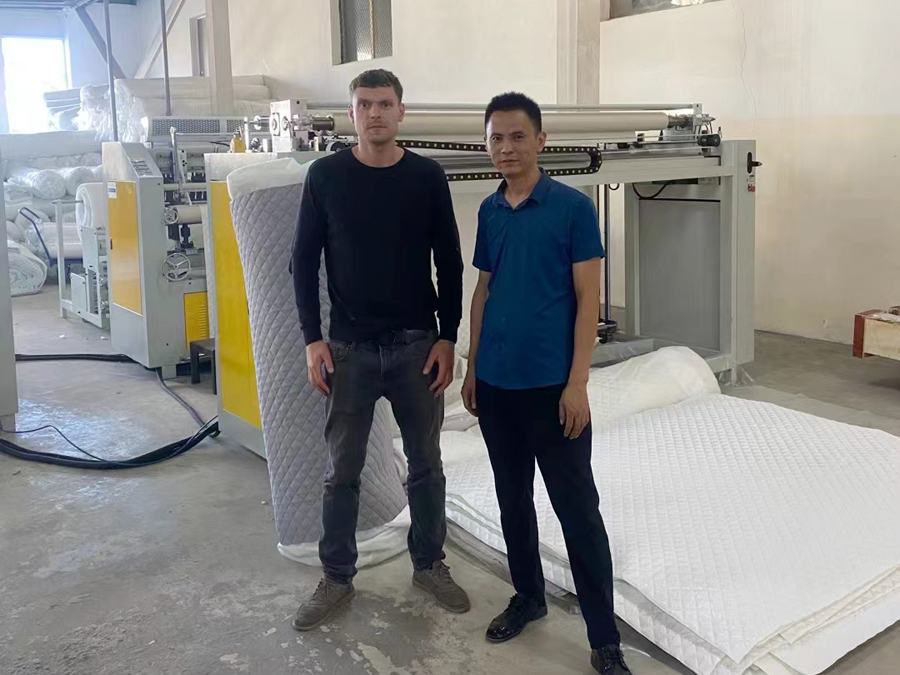 南非客戶(hù)購(gòu)買(mǎi)超聲波縫綻機(jī)